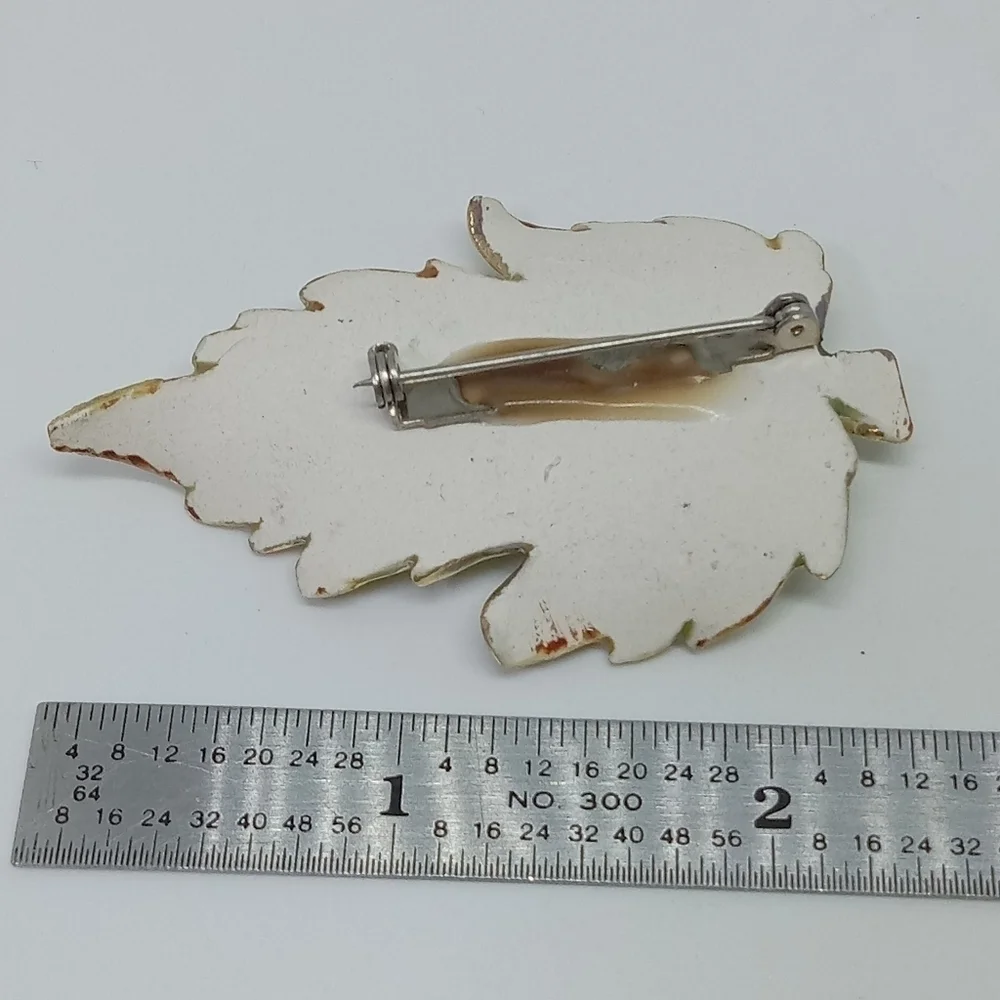 * vintage artisan made ceramic leaves brooch & clip on earrings set